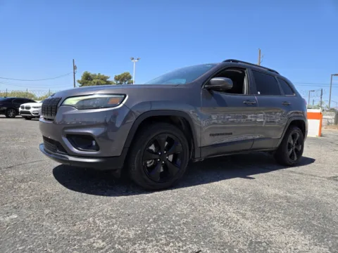 Gray 2019 Jeep Cherokee Altitude for sale in Las Vegas, NV