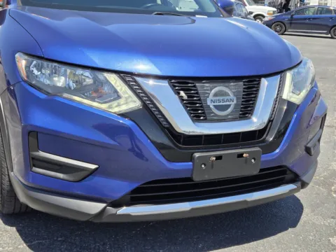 More photos of 2017 Nissan Rogue SV at Baja Auto Sales West, NV