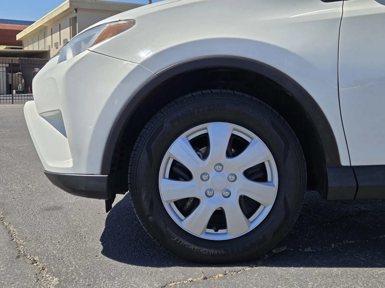 Toyota RAV4 photo 6