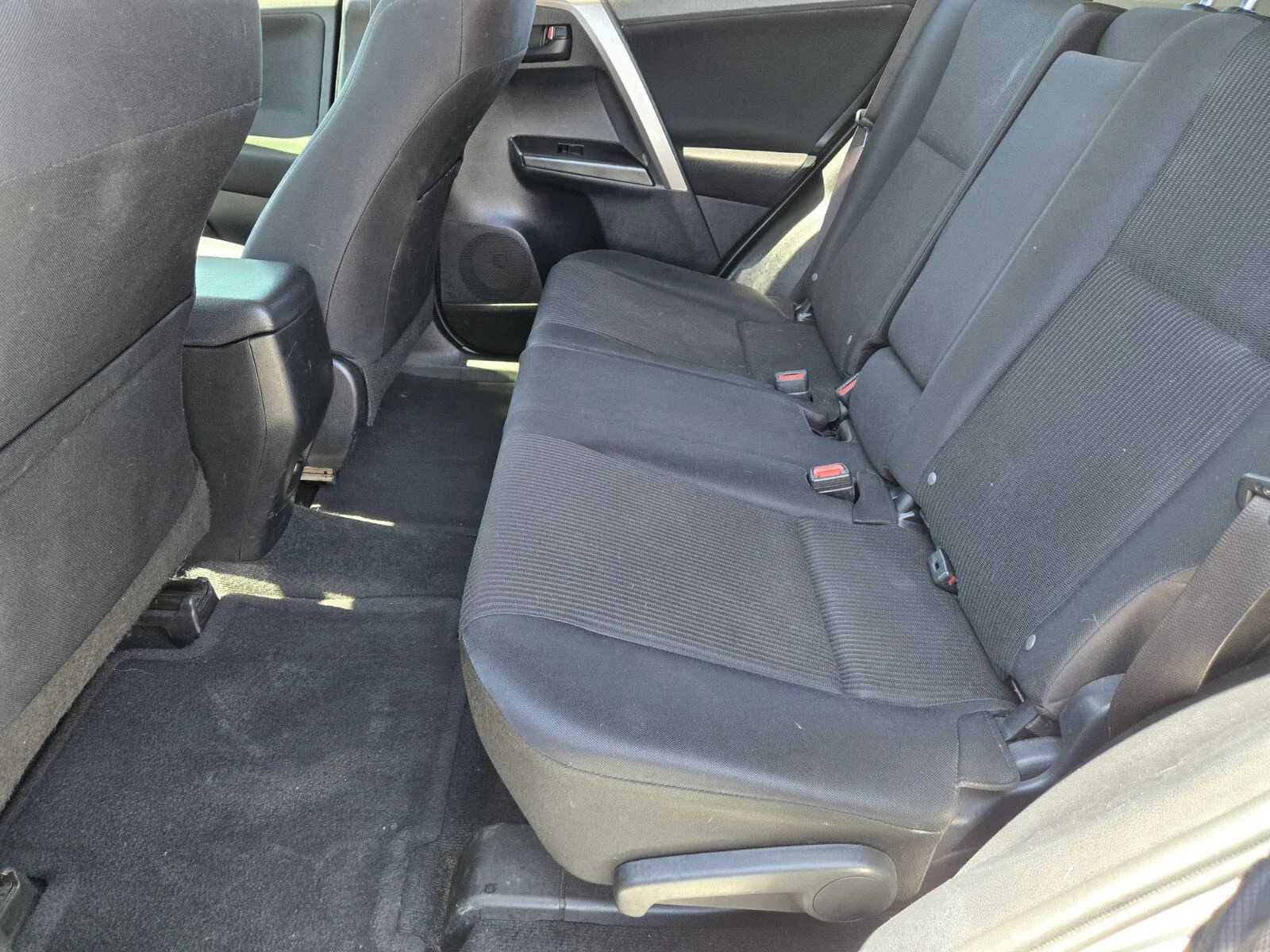 Toyota RAV4 photo 8