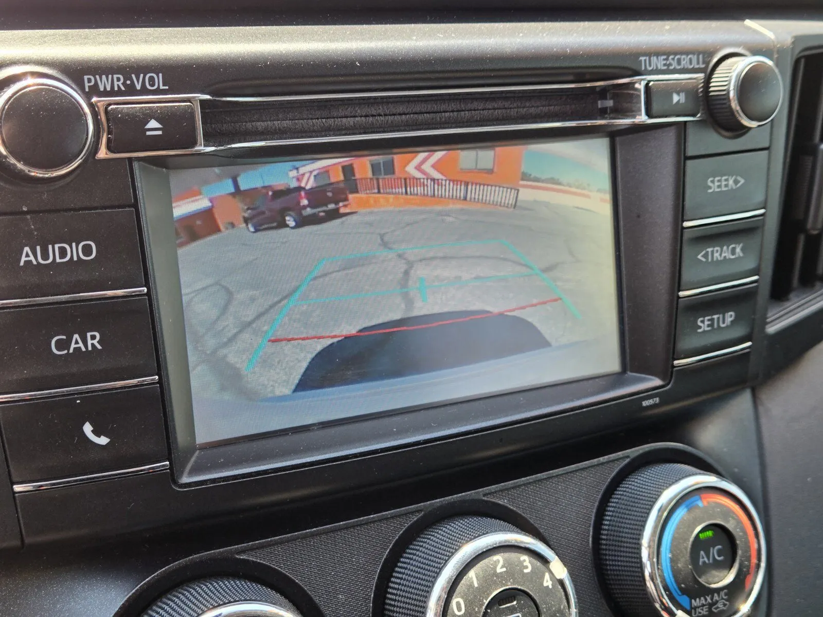 Toyota RAV4 photo 18