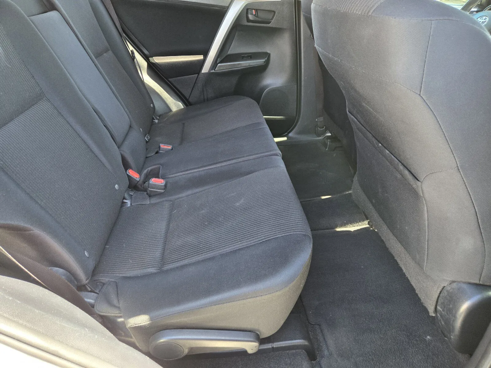 Toyota RAV4 photo 11