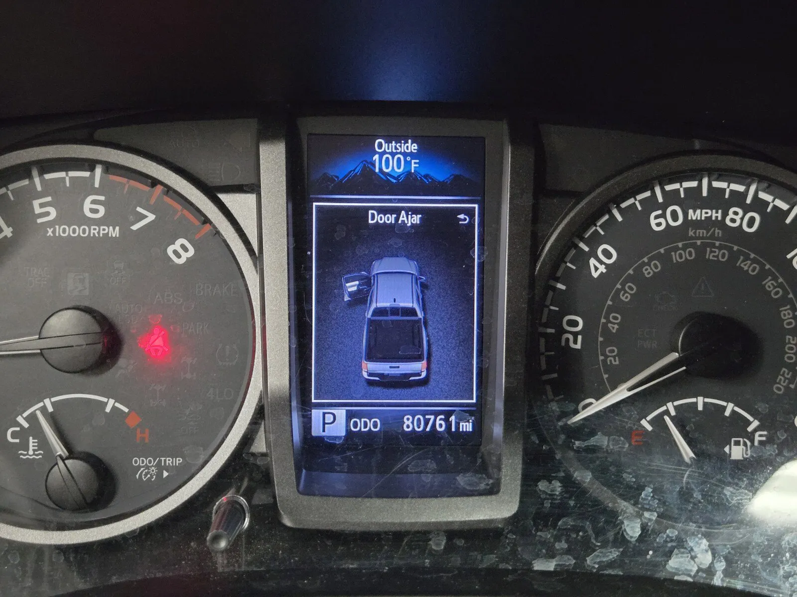 2018 Toyota Tacoma SR5 - Photo 17