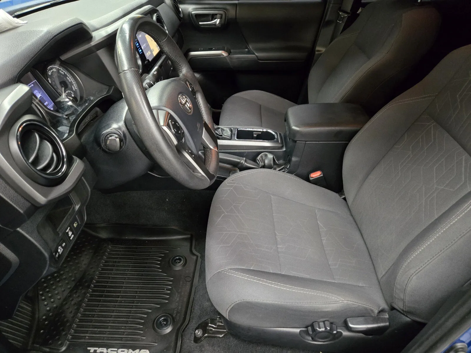 2018 Toyota Tacoma SR5 - Photo 7