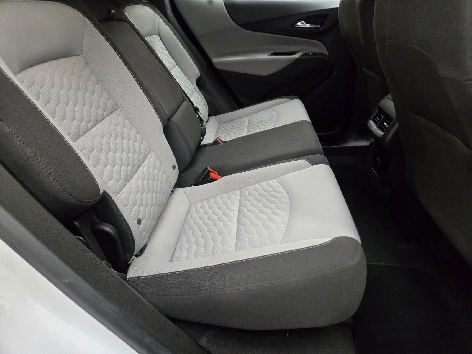 Chevrolet Equinox photo 11