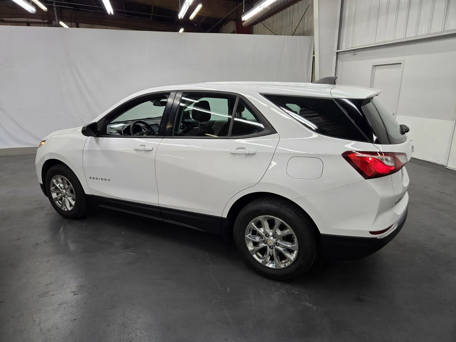 Chevrolet Equinox photo 3