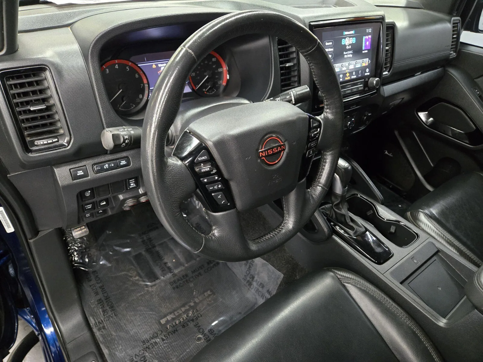 2022 Nissan Frontier PRO-4X - Photo 8