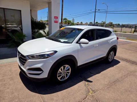 White 2017 Hyundai Tucson SE for sale in Las Vegas, NV