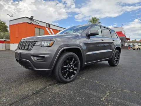 Gray 2018 Jeep Grand Cherokee Altitude for sale in Las Vegas, NV
