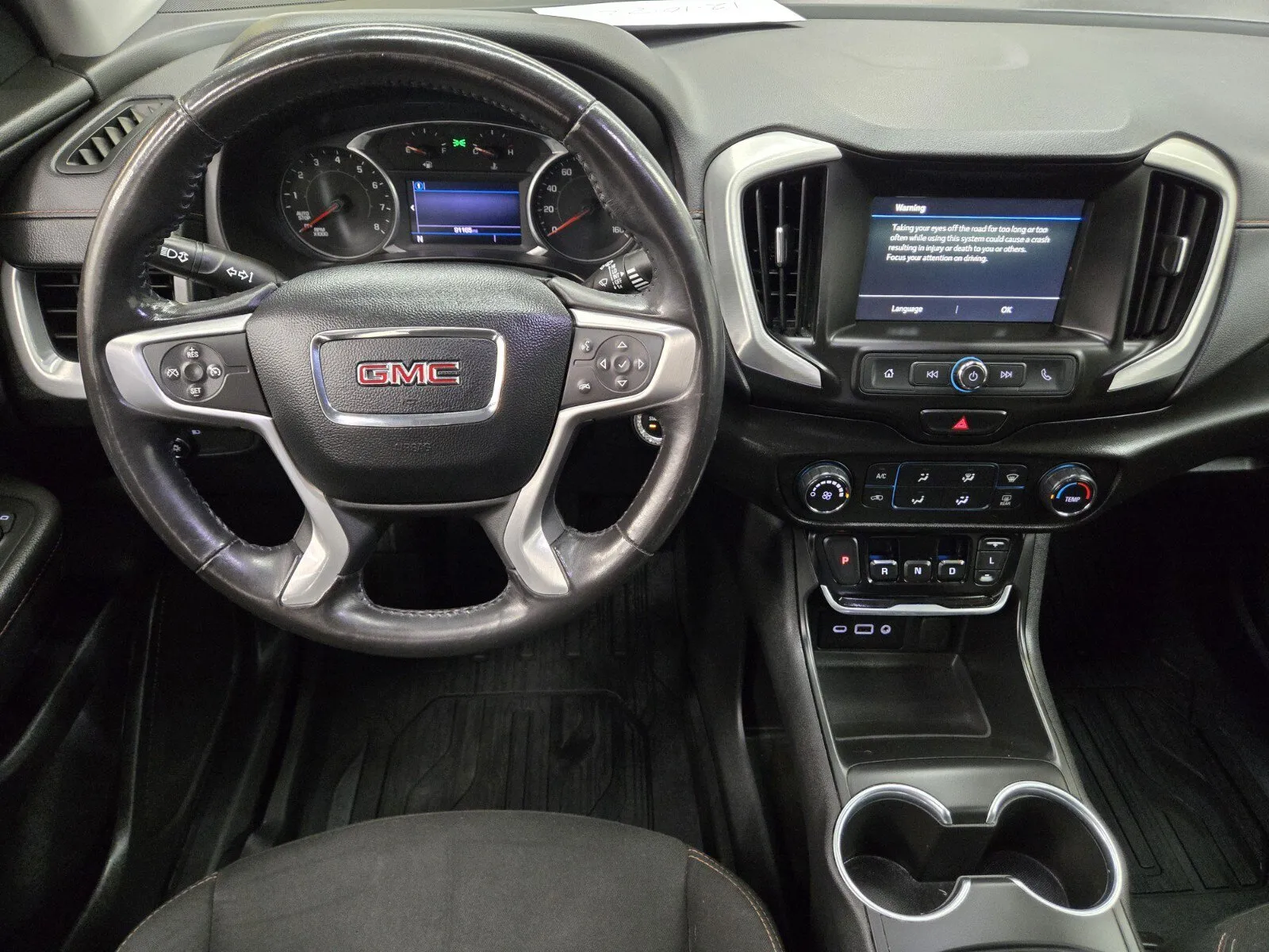 GMC Terrain photo 9