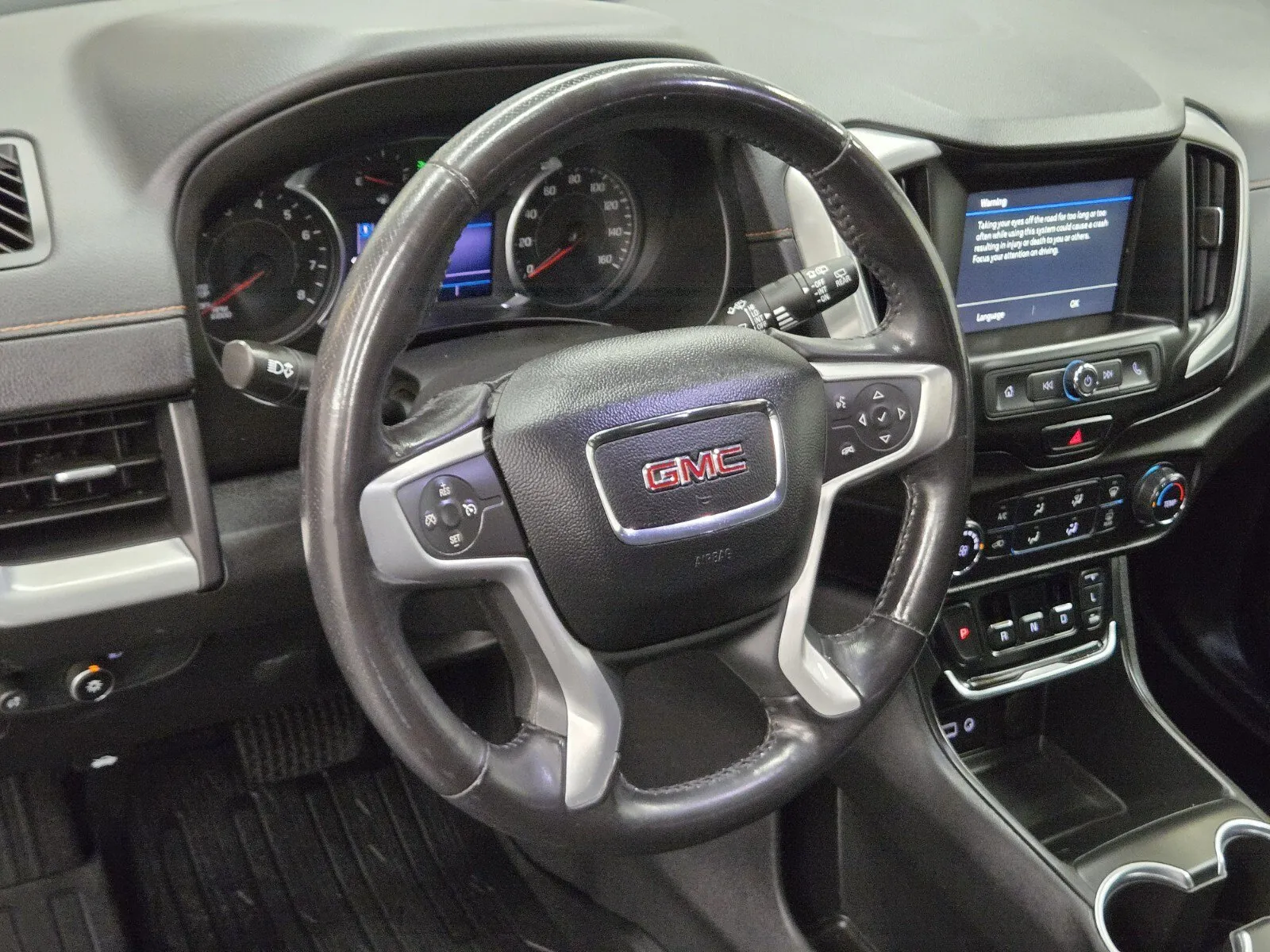 GMC Terrain photo 15