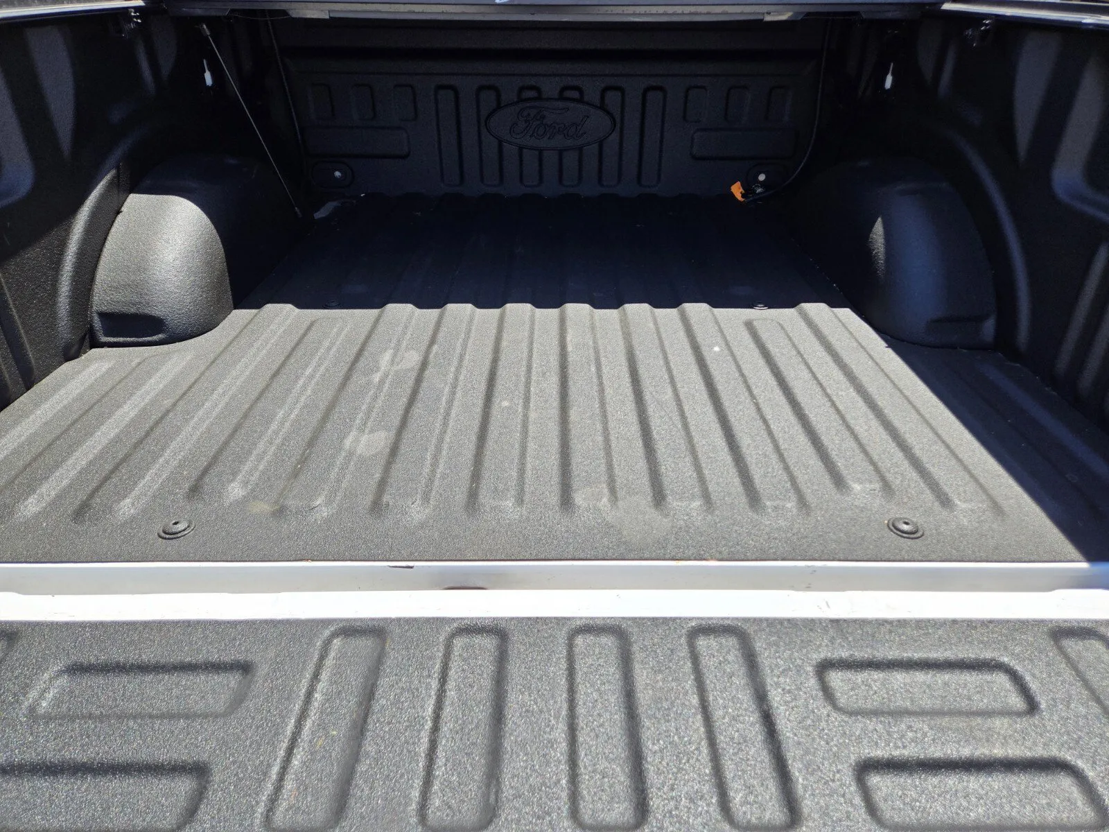 Ford F-150 photo 10