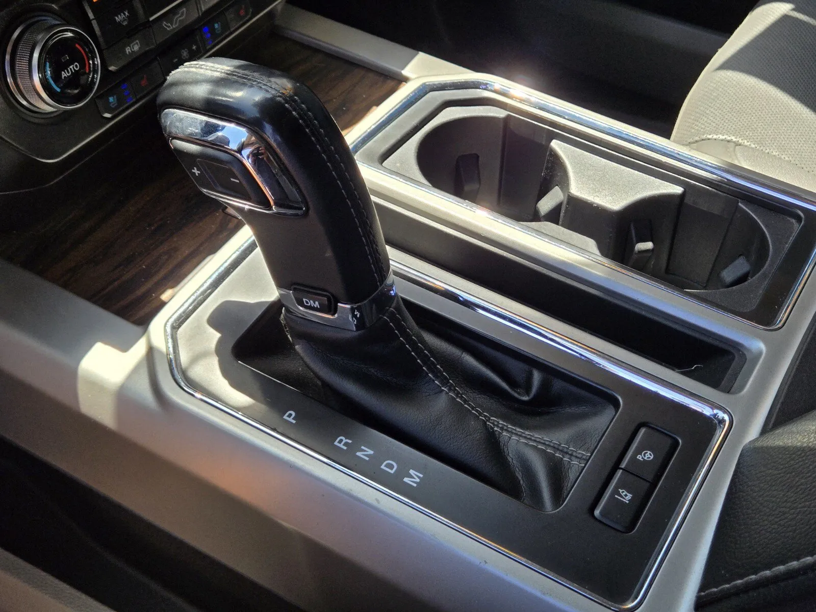 Ford F-150 photo 19