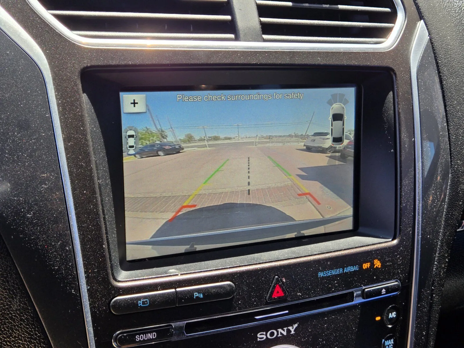Ford Explorer photo 19