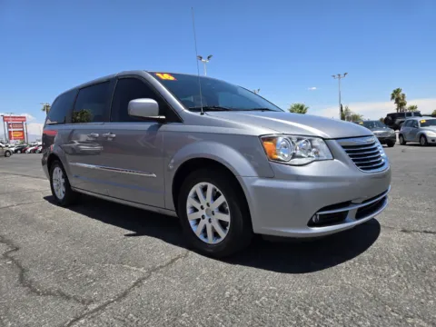 More photos of 2016 Chrysler Town & Country Touring at Baja Auto Sales West, NV