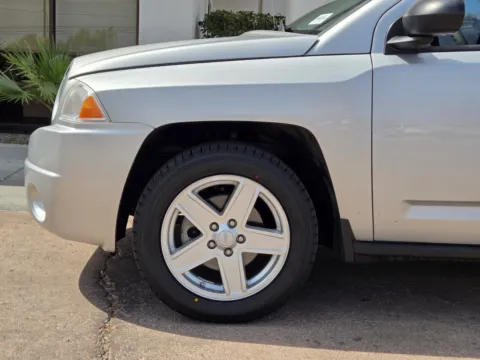 More photos of 2007 Jeep Compass Sport at Baja Auto Sales West, NV