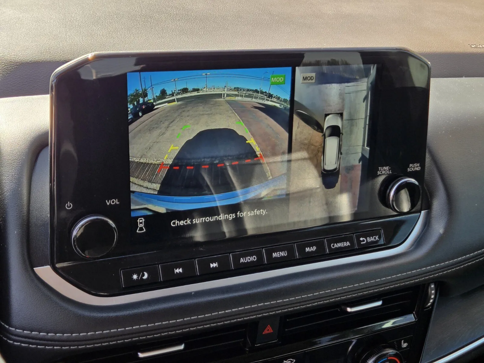 Nissan Rogue photo 19