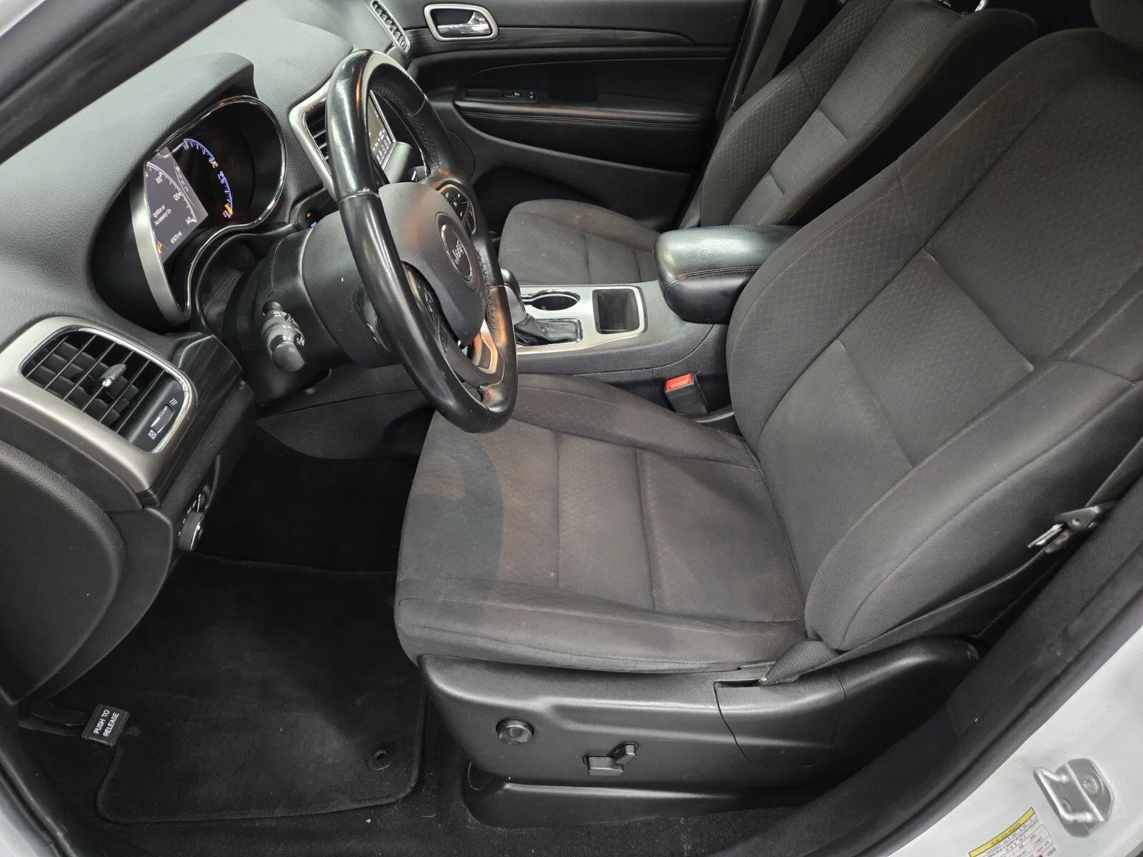 Jeep Grand Cherokee photo 7