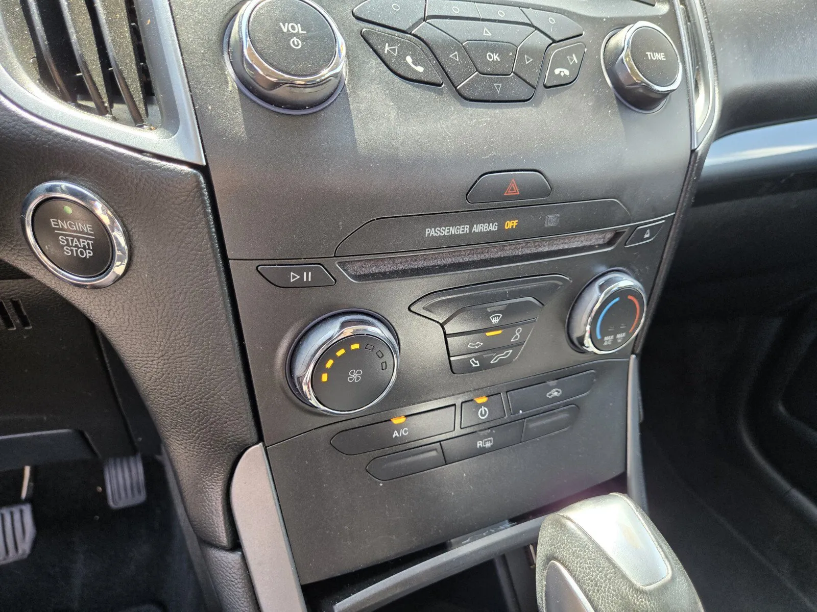 Ford Edge photo 19