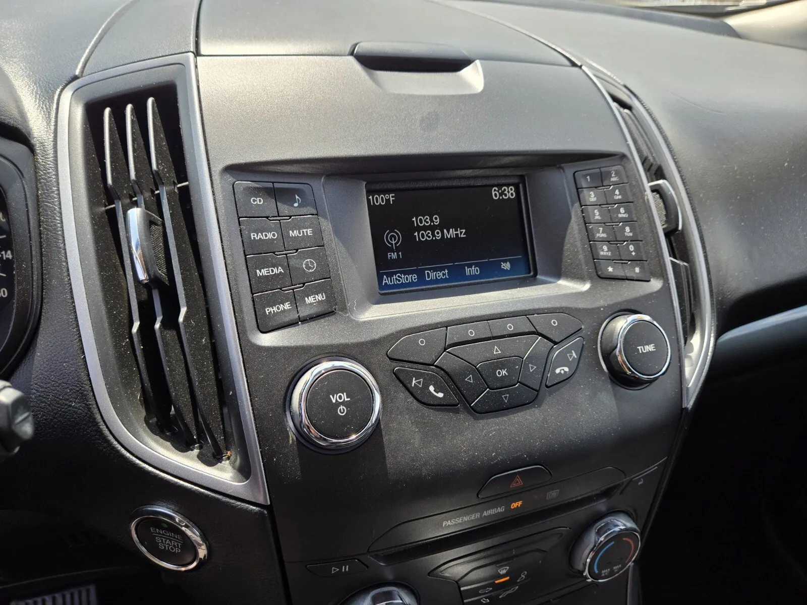 Ford Edge photo 17
