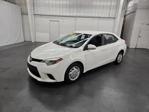 White 2014 Toyota Corolla L for sale in Las Vegas, NV