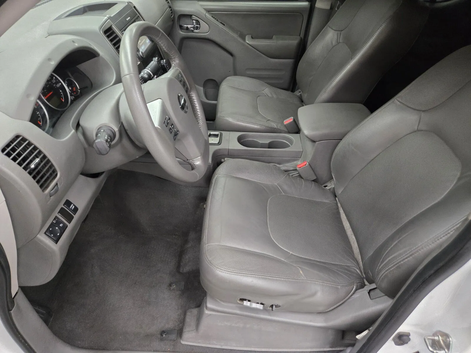 Nissan Frontier photo 7