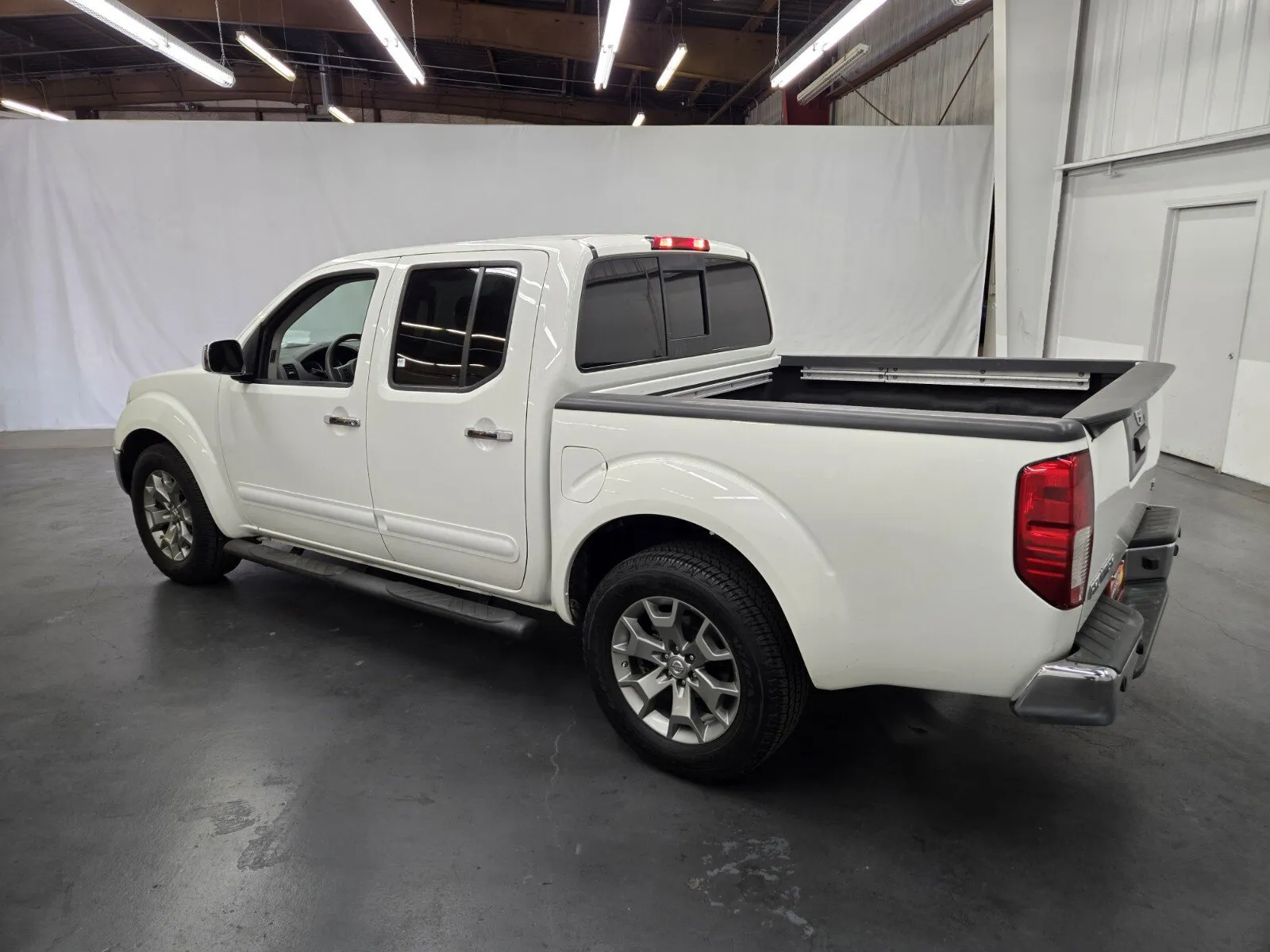 Nissan Frontier photo 3