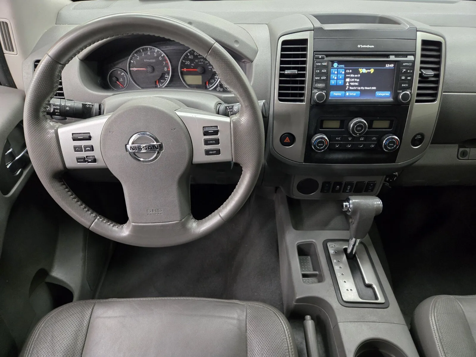 Nissan Frontier photo 10