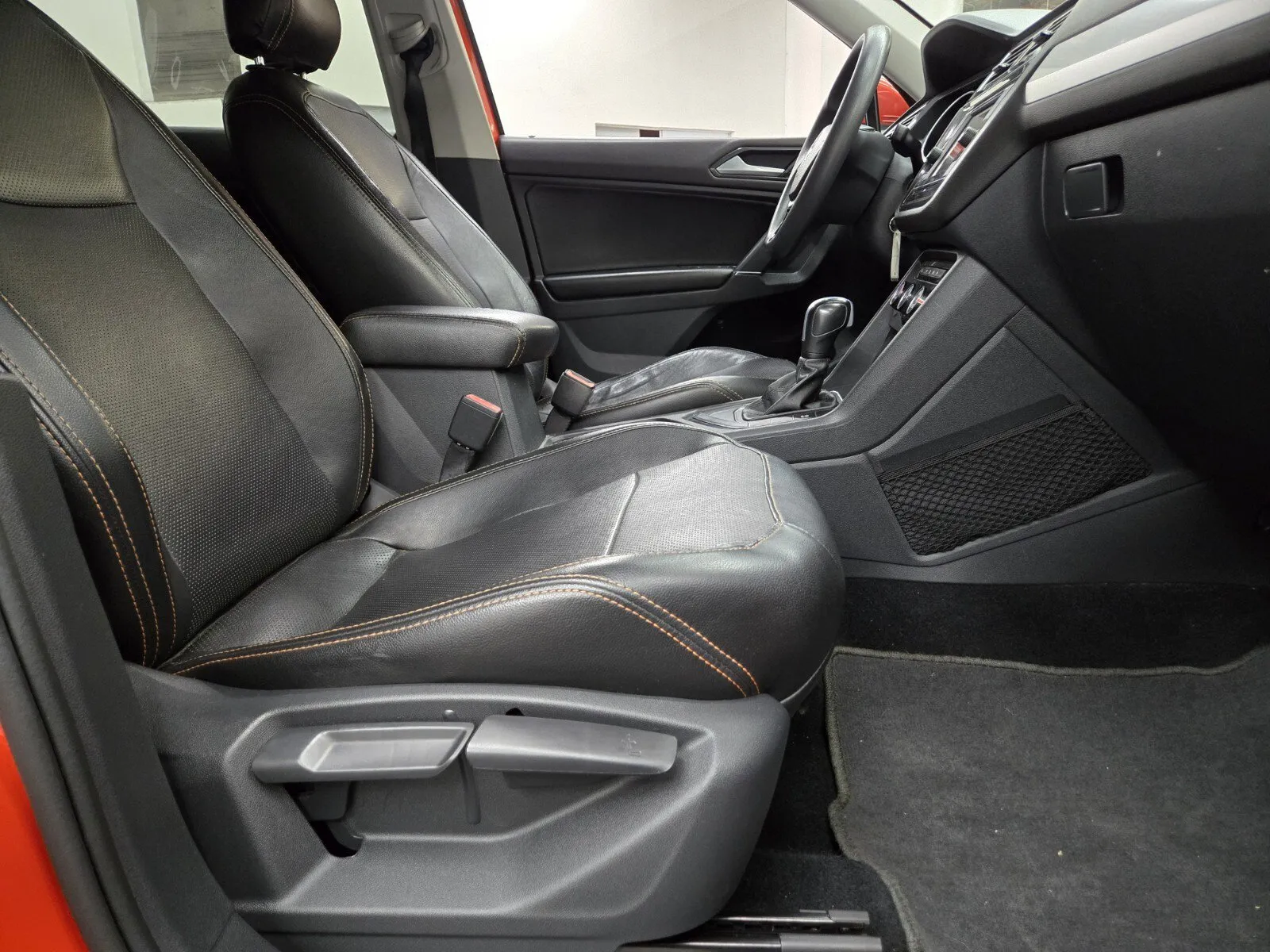 2018 Volkswagen Tiguan S - Photo 13