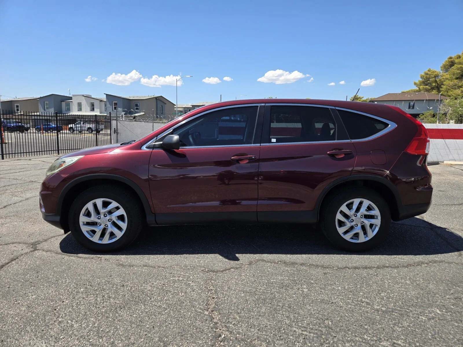 Honda CR-V photo 2