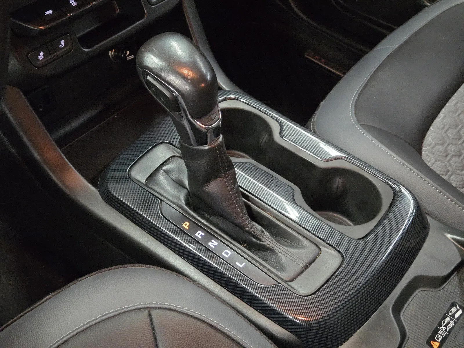 Chevrolet Colorado photo 19