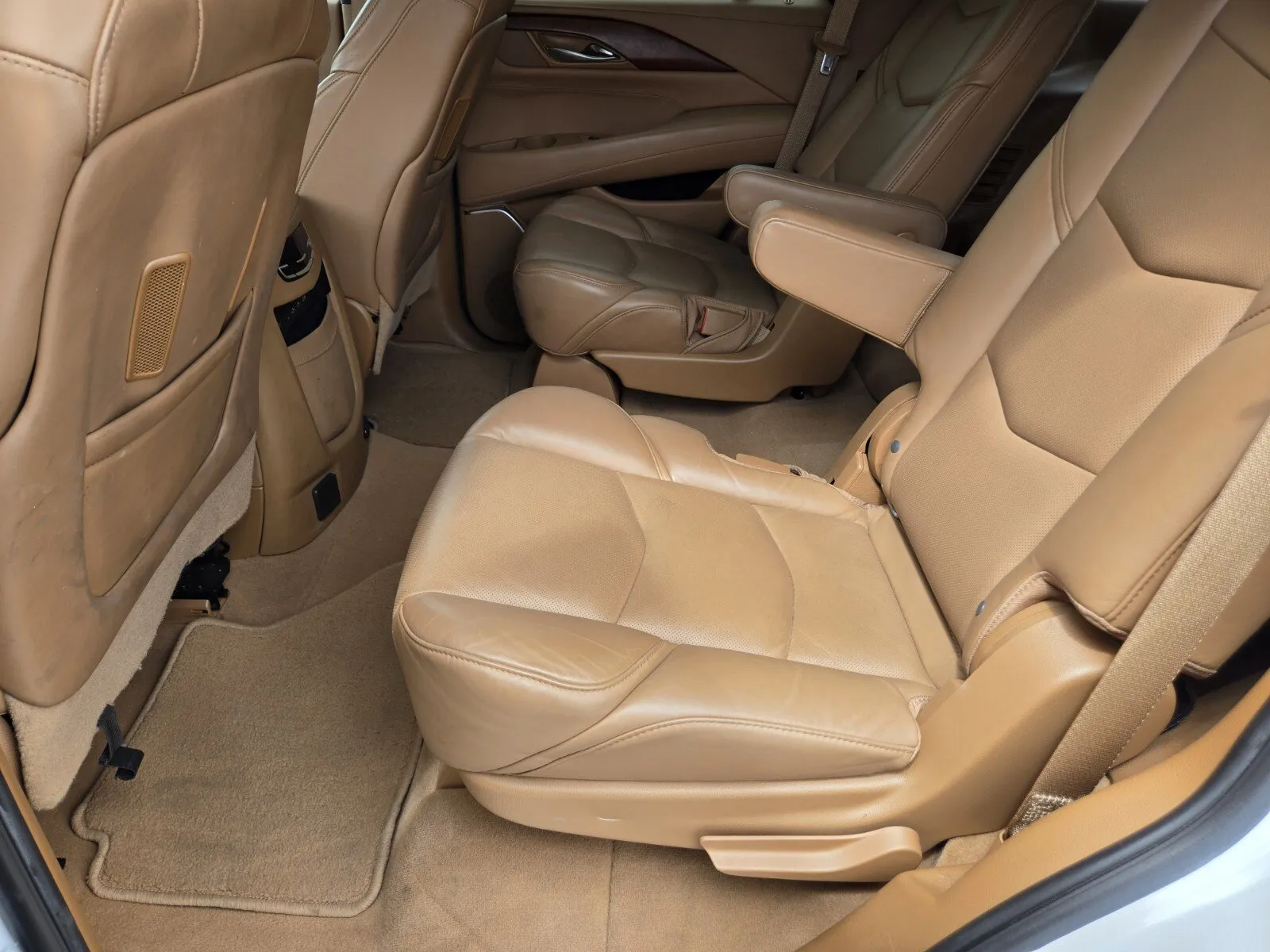 Cadillac Escalade photo 8