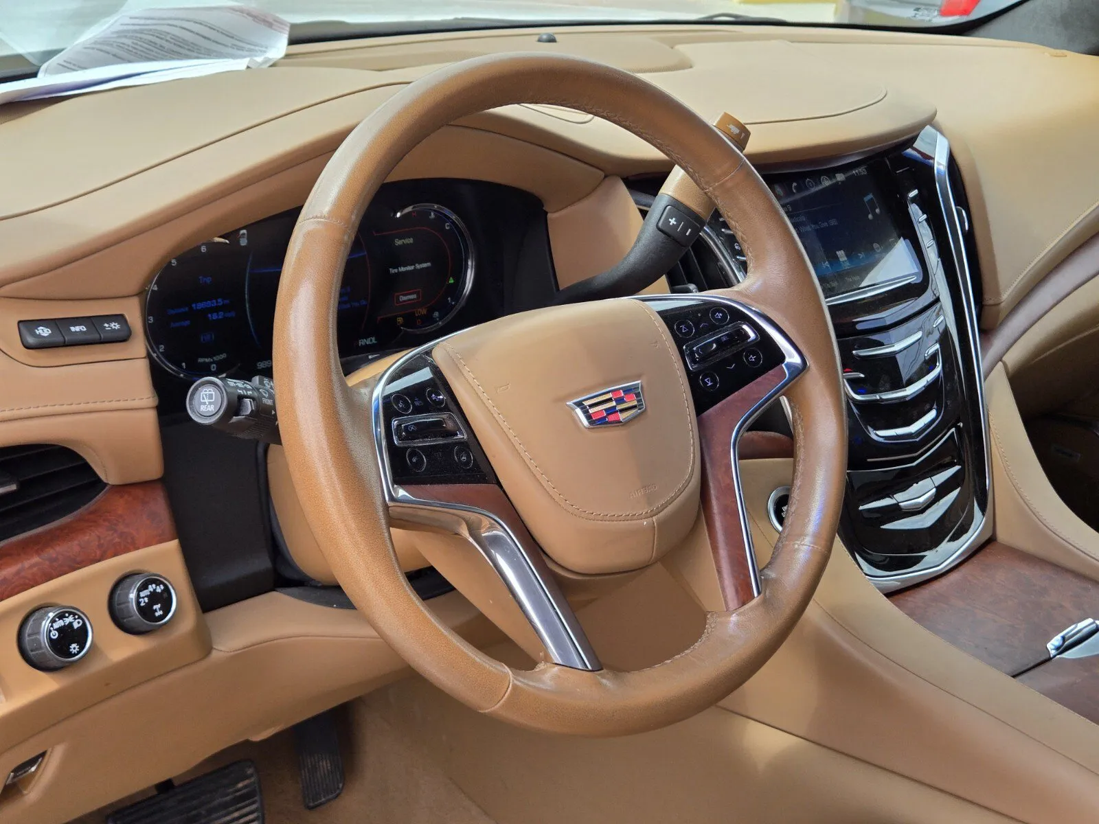 Cadillac Escalade photo 15