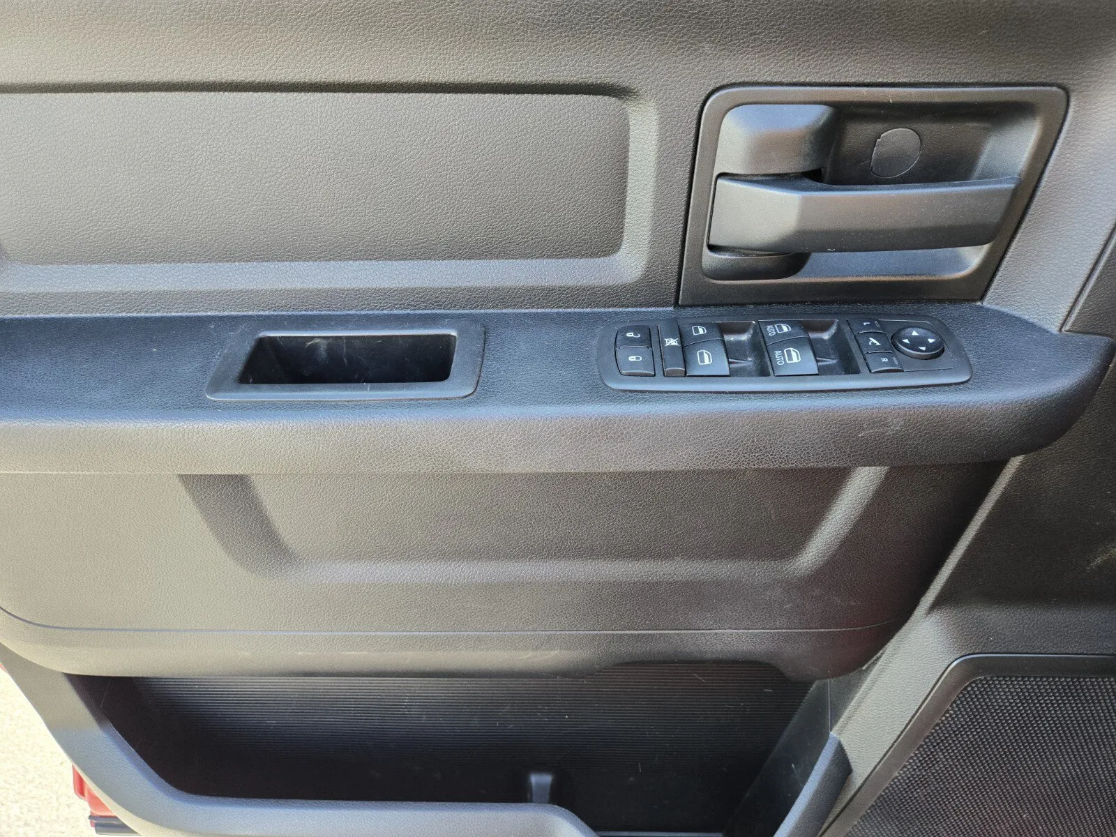 Ram 2500 photo 14