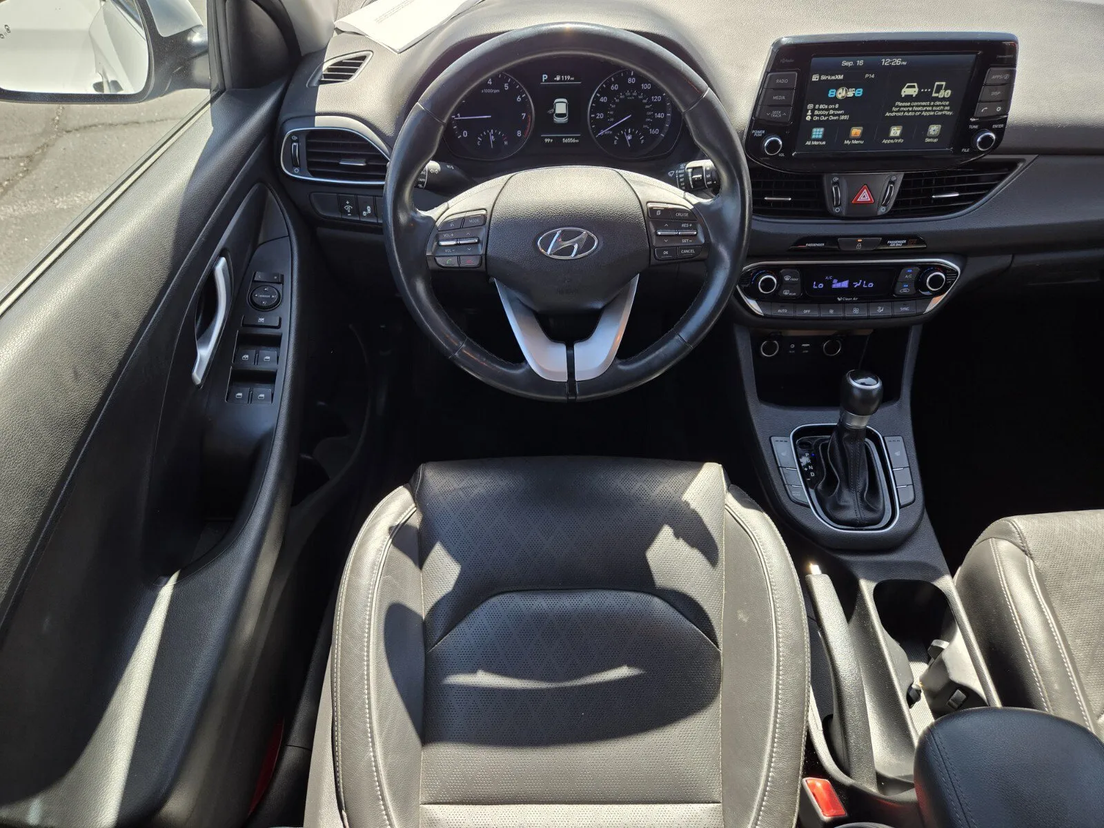 Hyundai Elantra GT photo 10