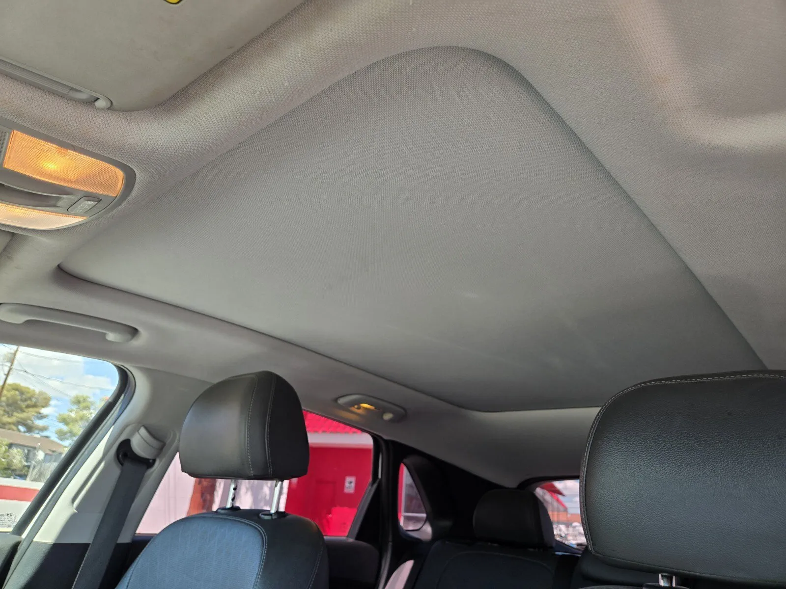 Hyundai Elantra GT photo 8