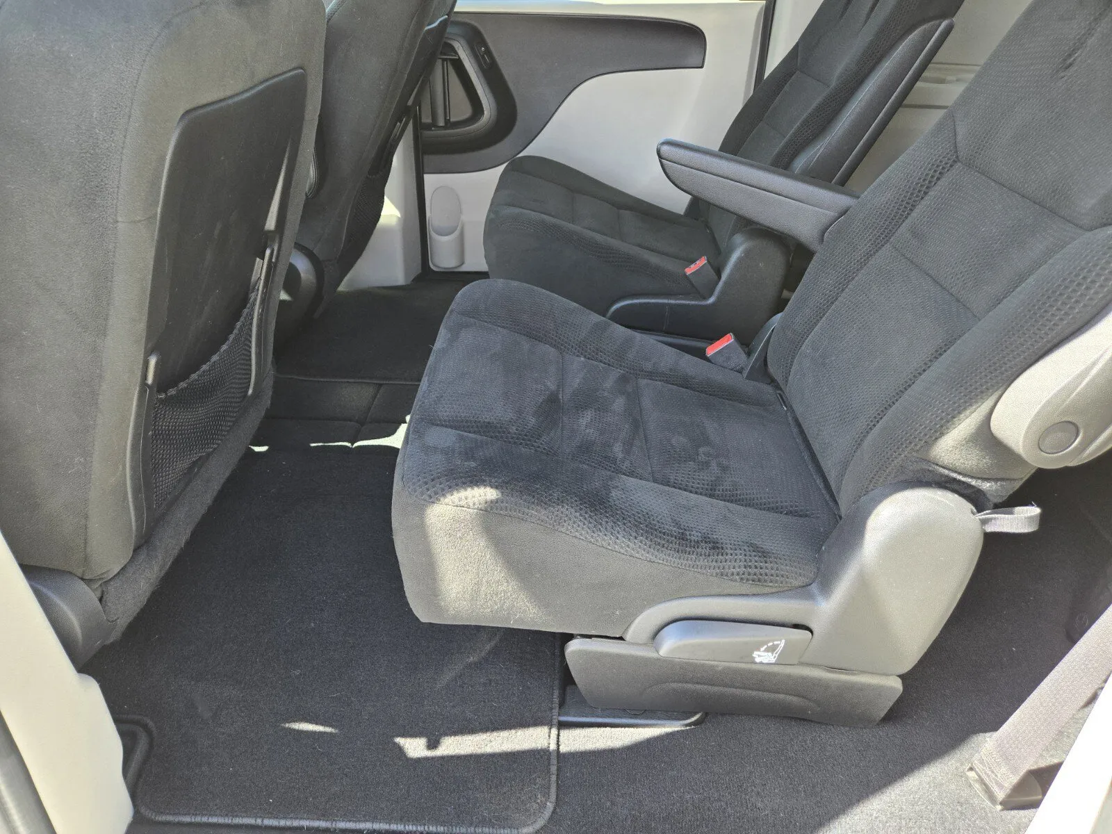 Dodge Grand Caravan photo 8