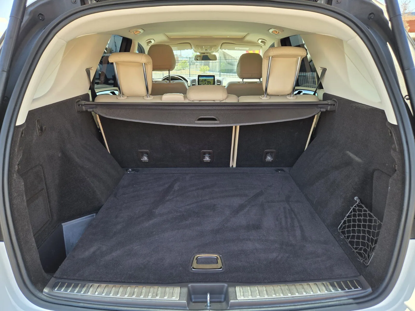 Mercedes-Benz GLE photo 11