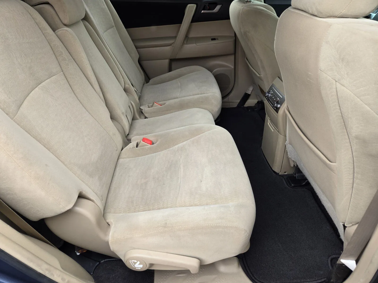 Toyota Highlander photo 12