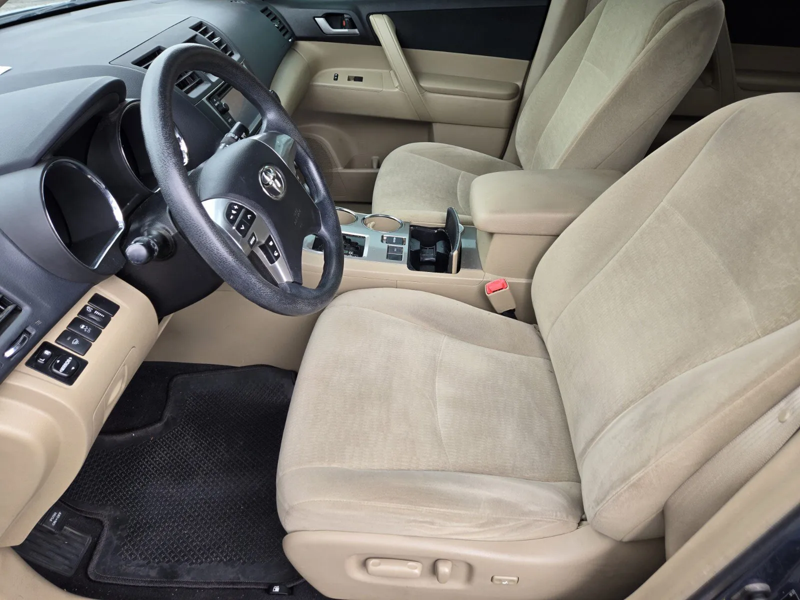 Toyota Highlander photo 7