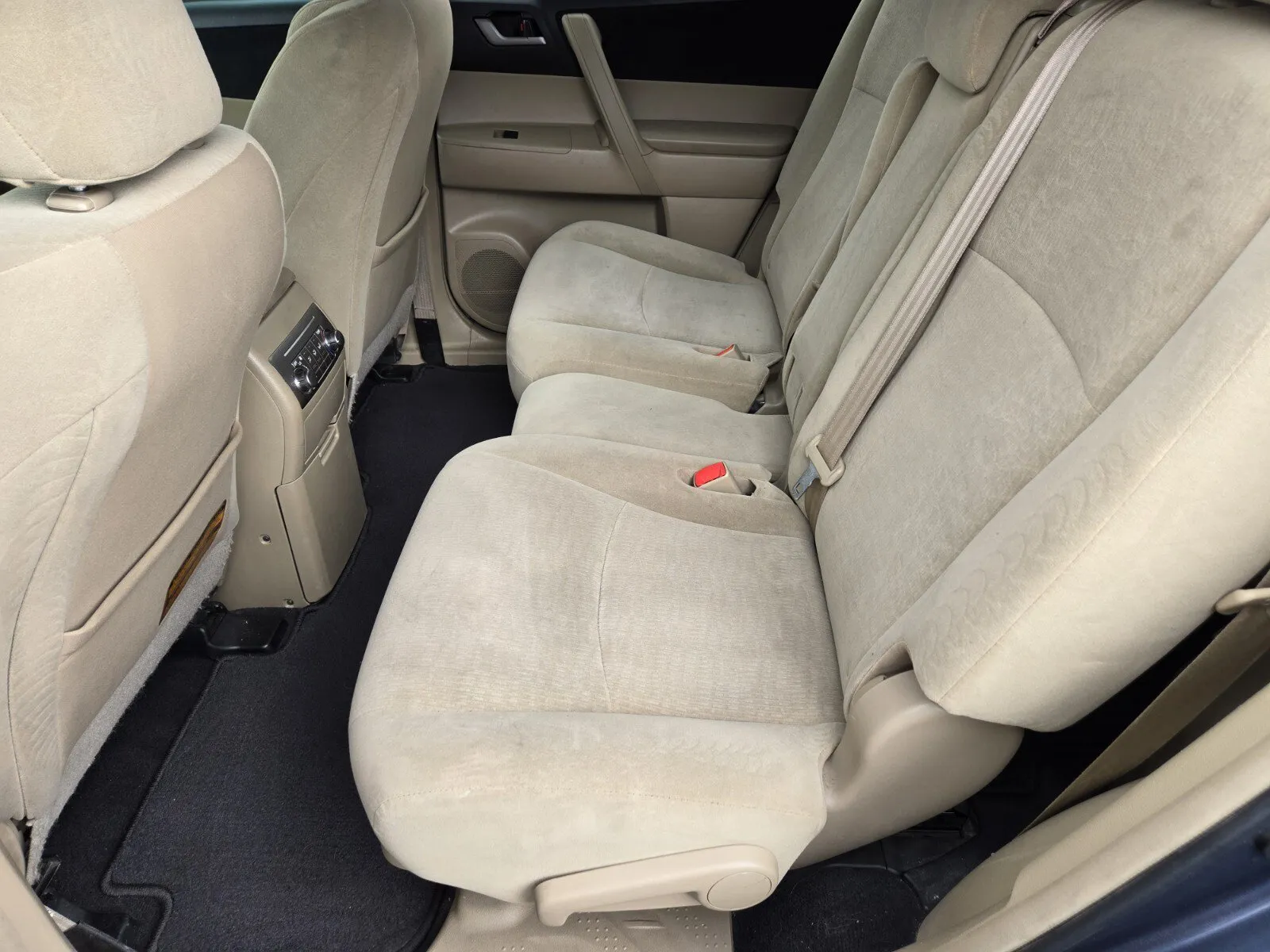Toyota Highlander photo 8