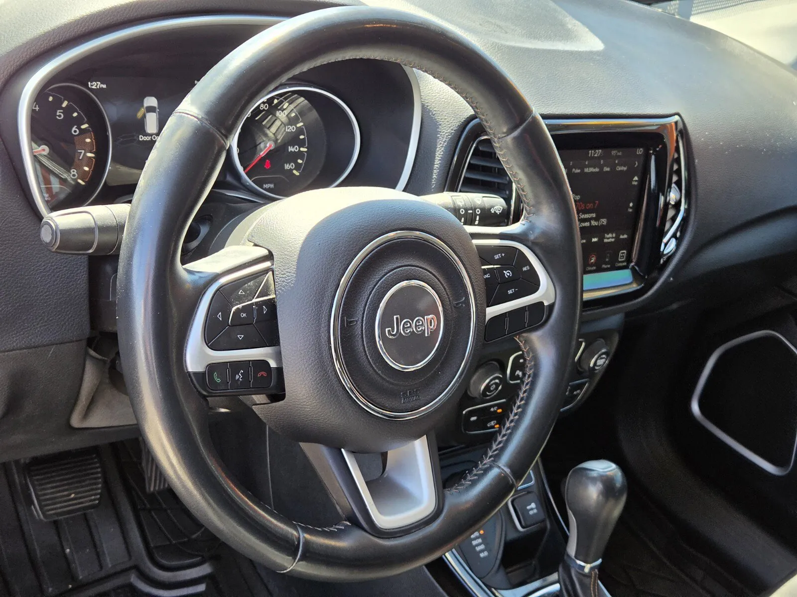 Jeep Compass photo 16