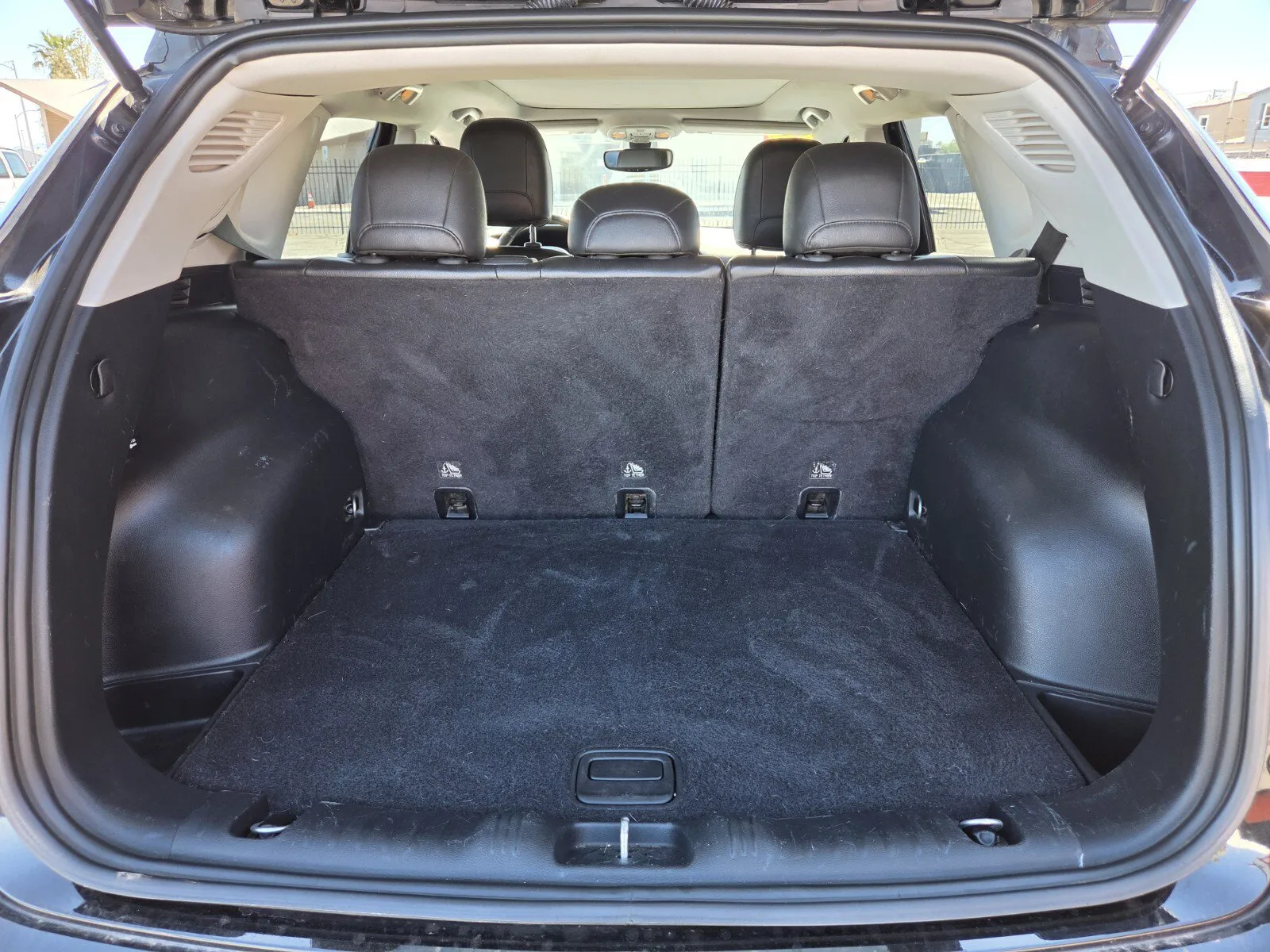 Jeep Compass photo 11