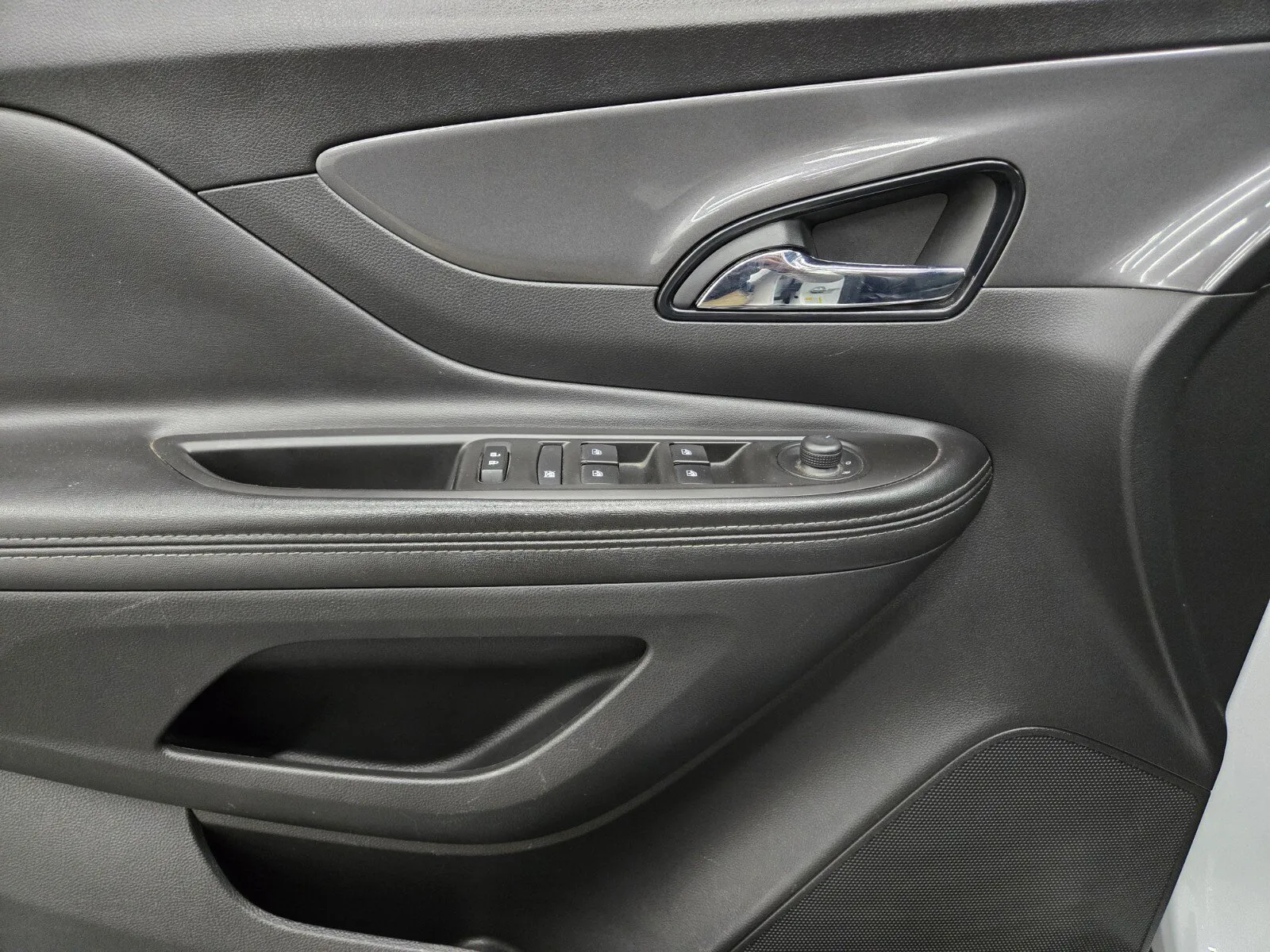 Buick Encore photo 14
