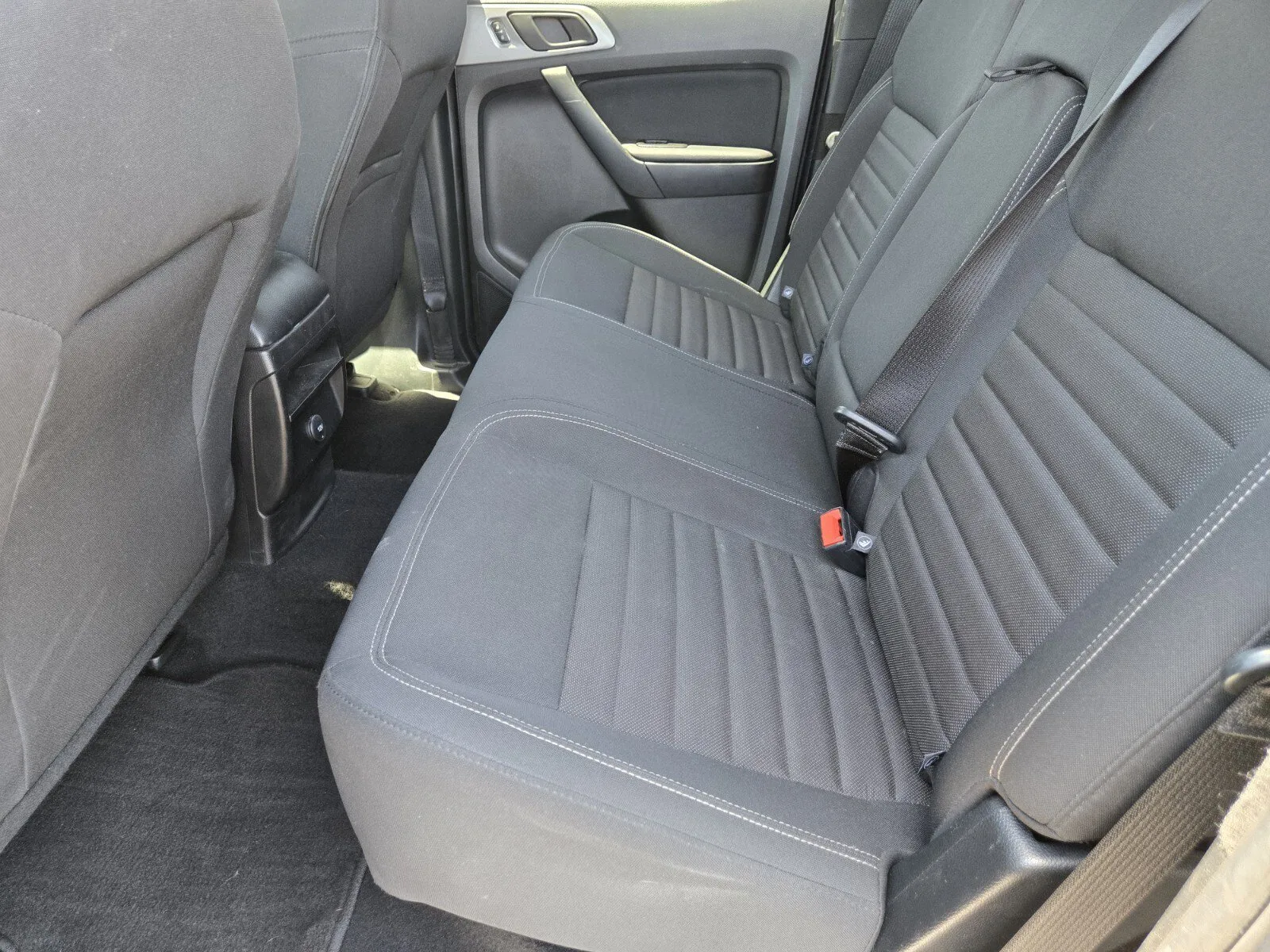 Ford Ranger photo 8
