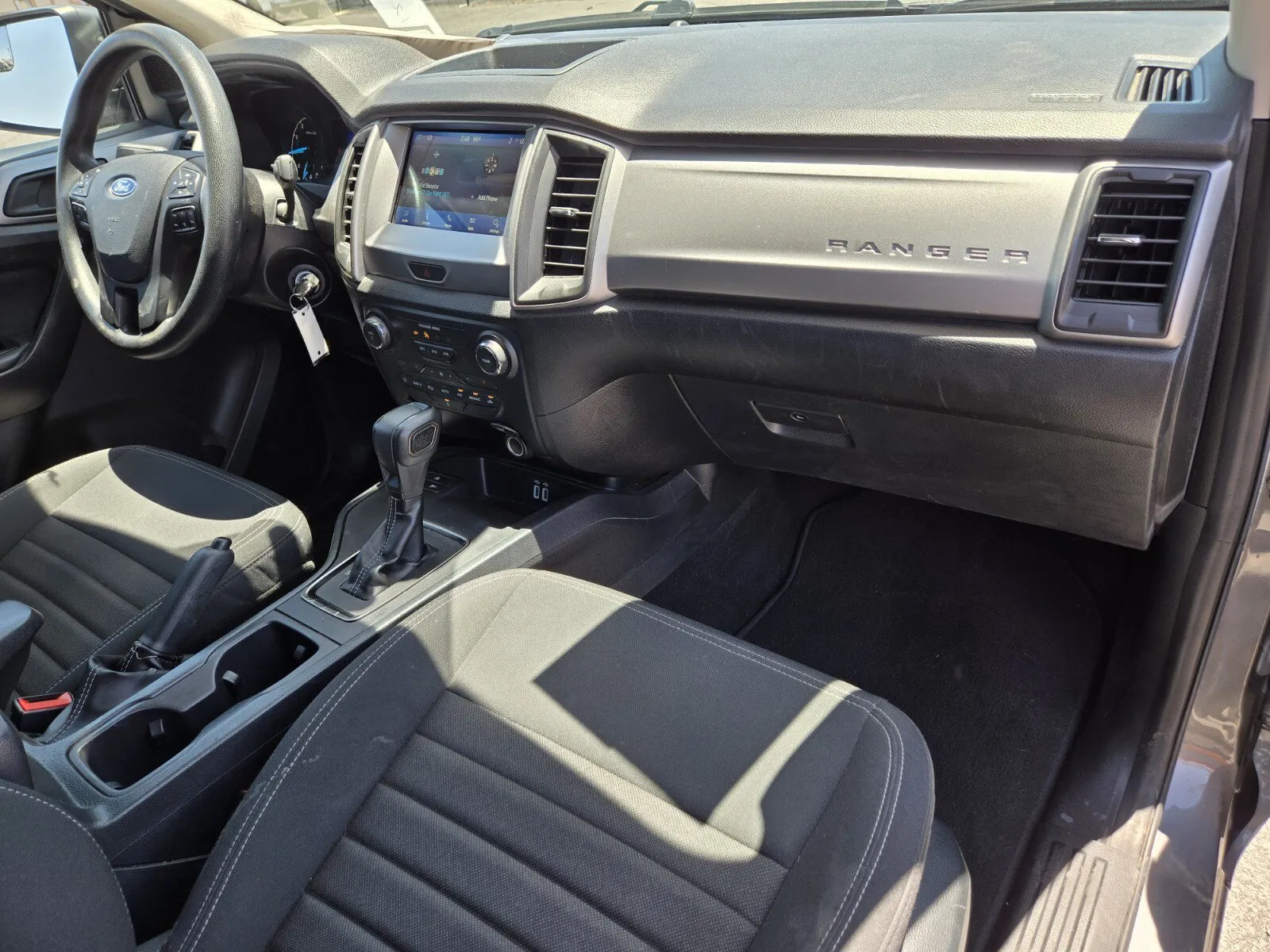 Ford Ranger photo 13