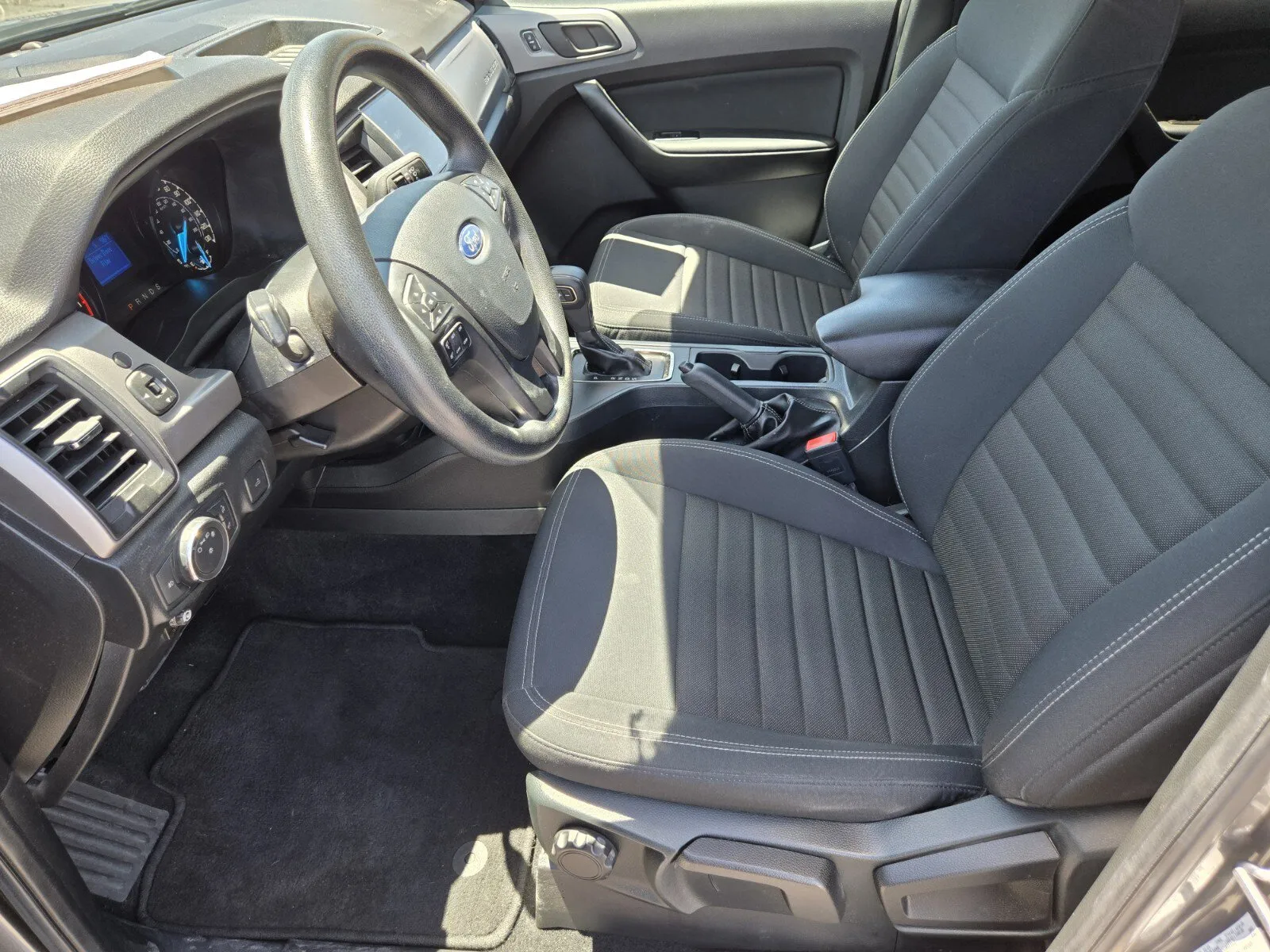 Ford Ranger photo 7