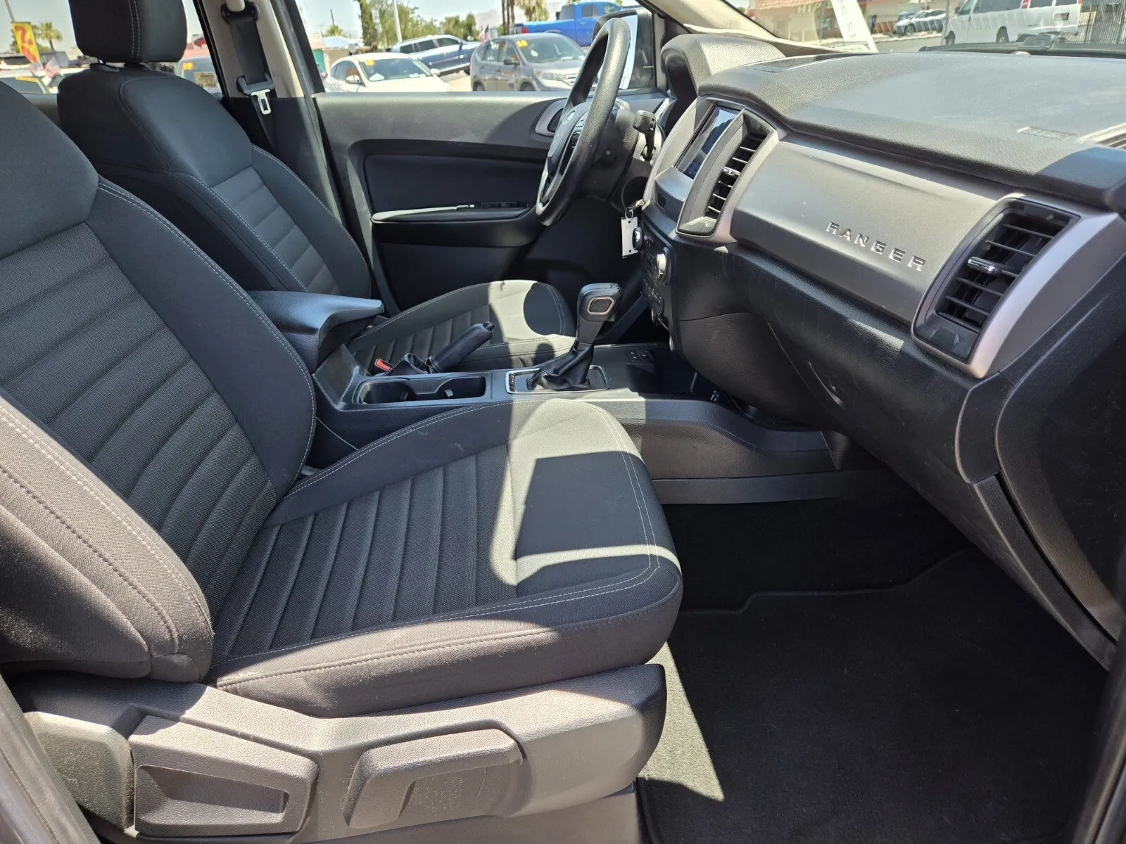 Ford Ranger photo 12