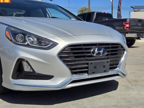 More photos of 2018 Hyundai Sonata SE at Baja Auto Sales West, NV