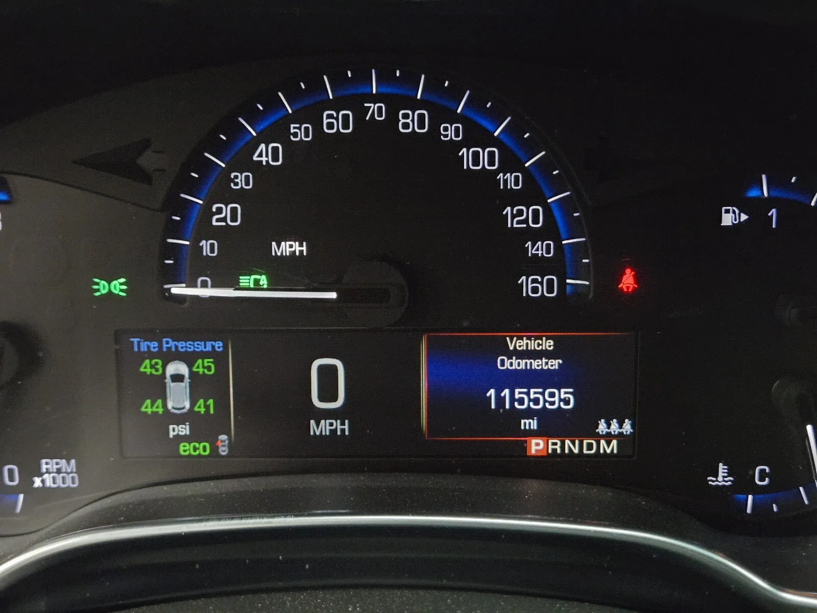 Cadillac SRX photo 15